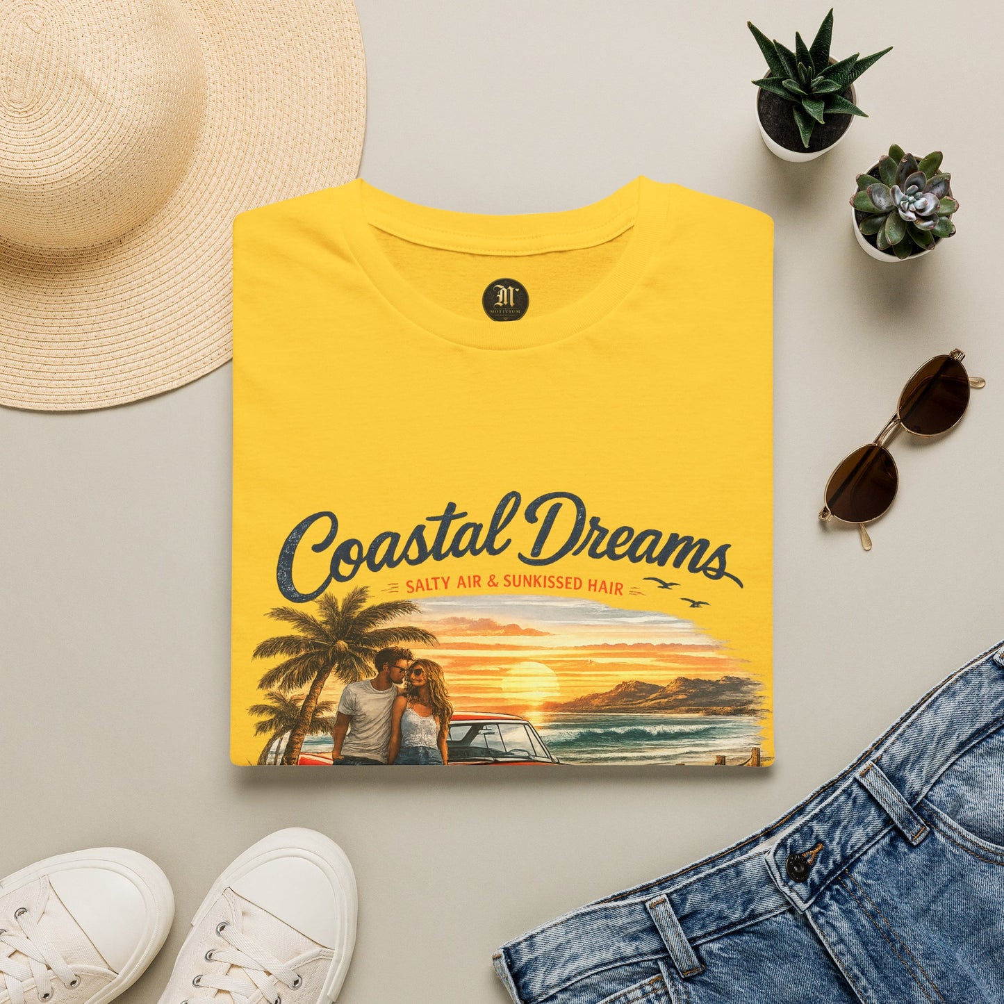 Coastal Dreams T-Shirt – Salty Air & Sunkissed Hair | Vintage Strand Oldtimer Paar Design | Sommer Shirt