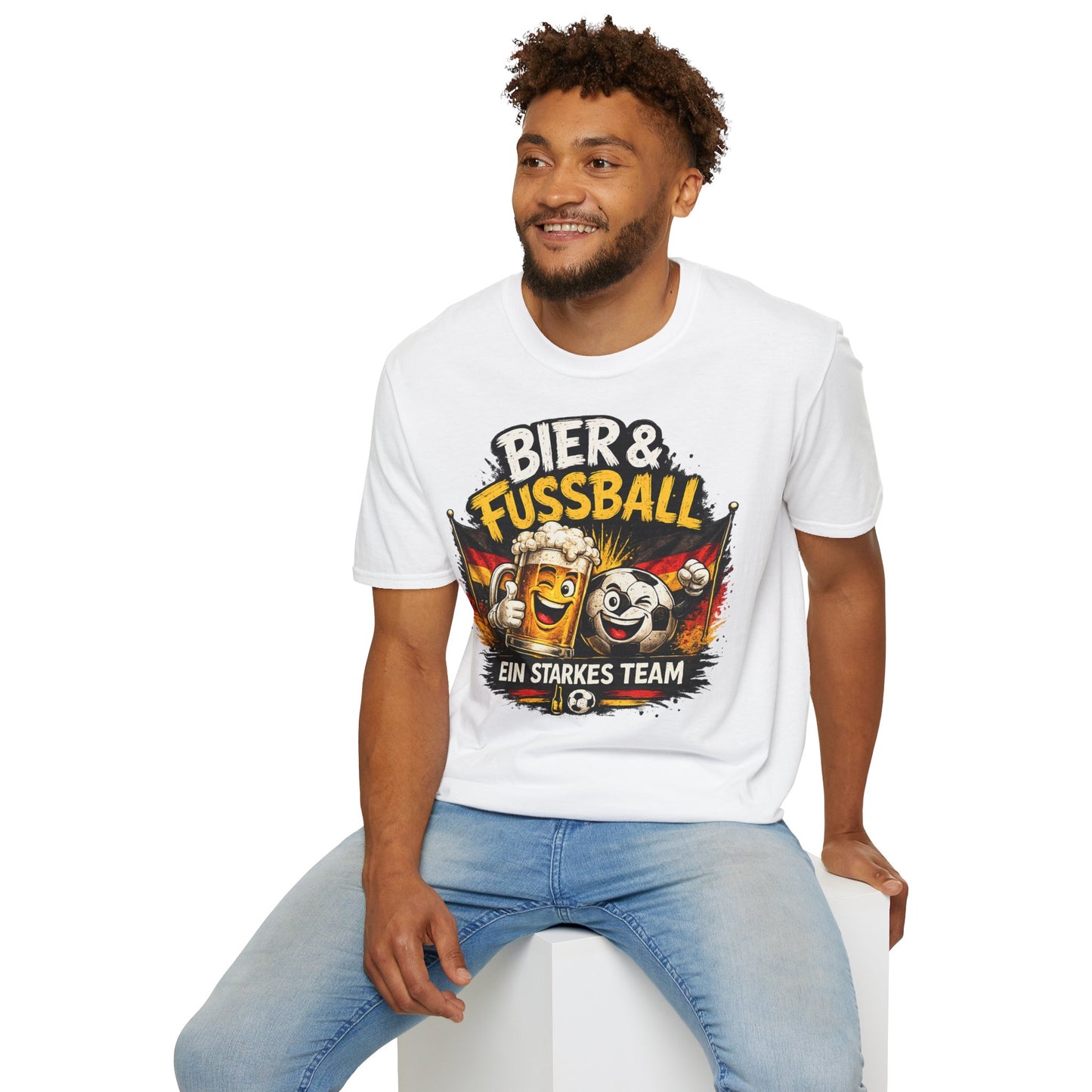 Bier & Fußball – Ein starkes Team | Deutschland Fan T-Shirt | Lustiges Fußball & Bier Design