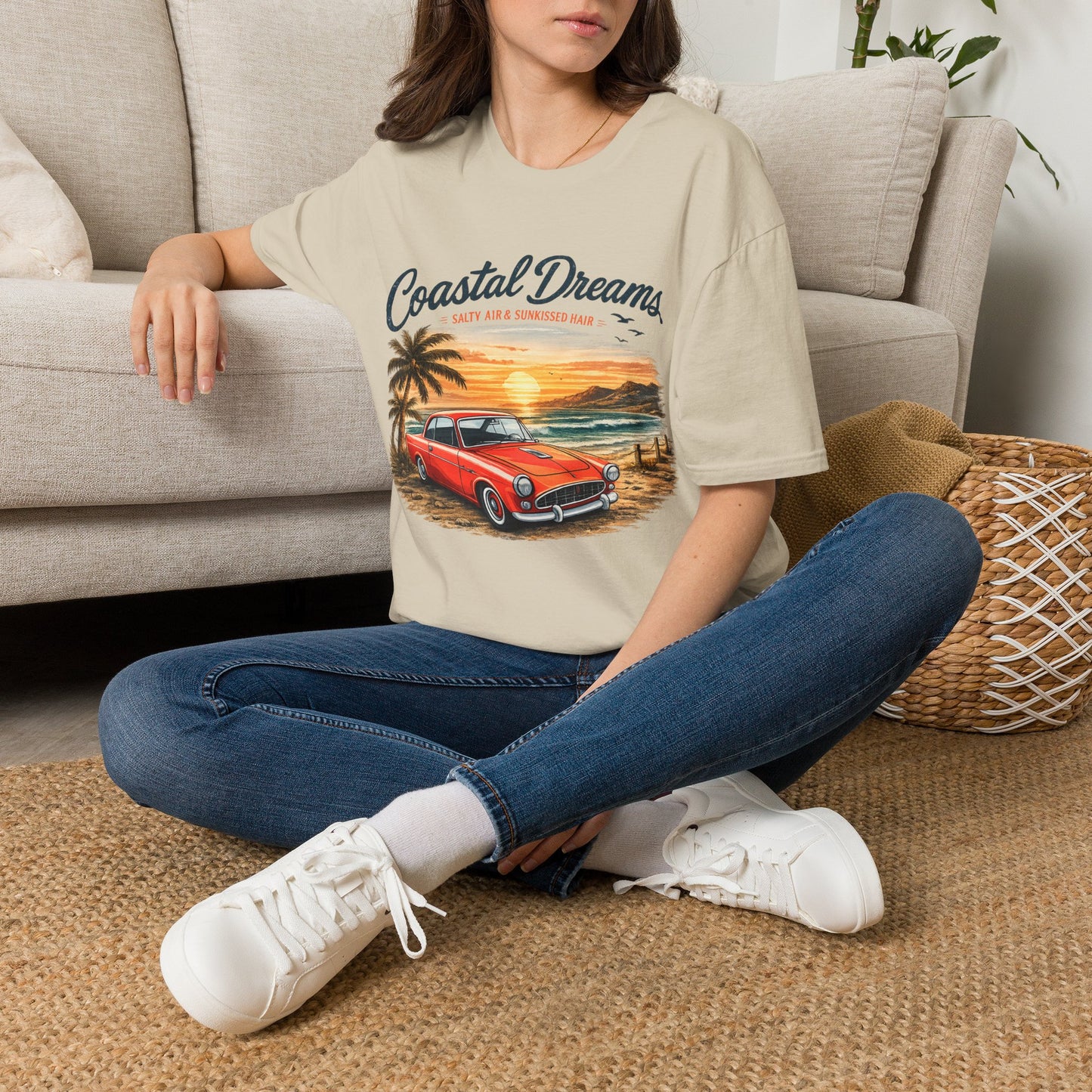 Coastal Dreams T-Shirt – Salzige Luft & Sonnengeküsstes Haar | Vintage Oldtimer Strand Motiv