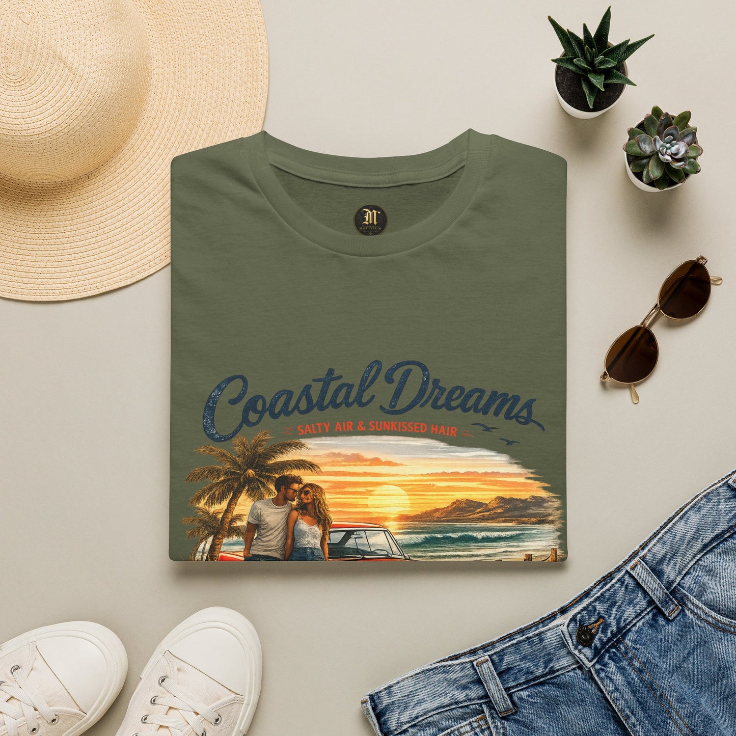 Coastal Dreams T-Shirt – Salty Air & Sunkissed Hair | Vintage Strand Oldtimer Paar Design | Sommer Shirt