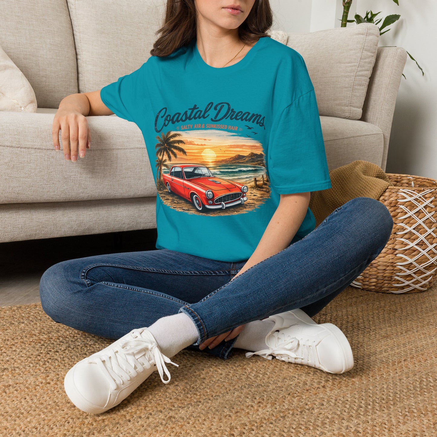 Coastal Dreams T-Shirt – Salzige Luft & Sonnengeküsstes Haar | Vintage Oldtimer Strand Motiv
