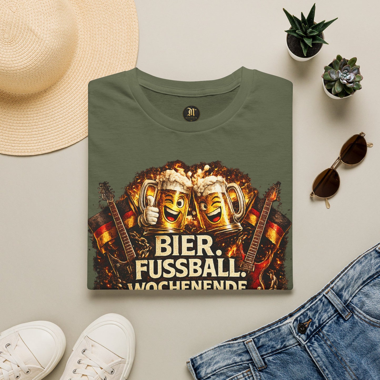 Bier. Fußball. Wochenende. | Deutschland Fan T-Shirt | Rockiger Fußball Fan Look