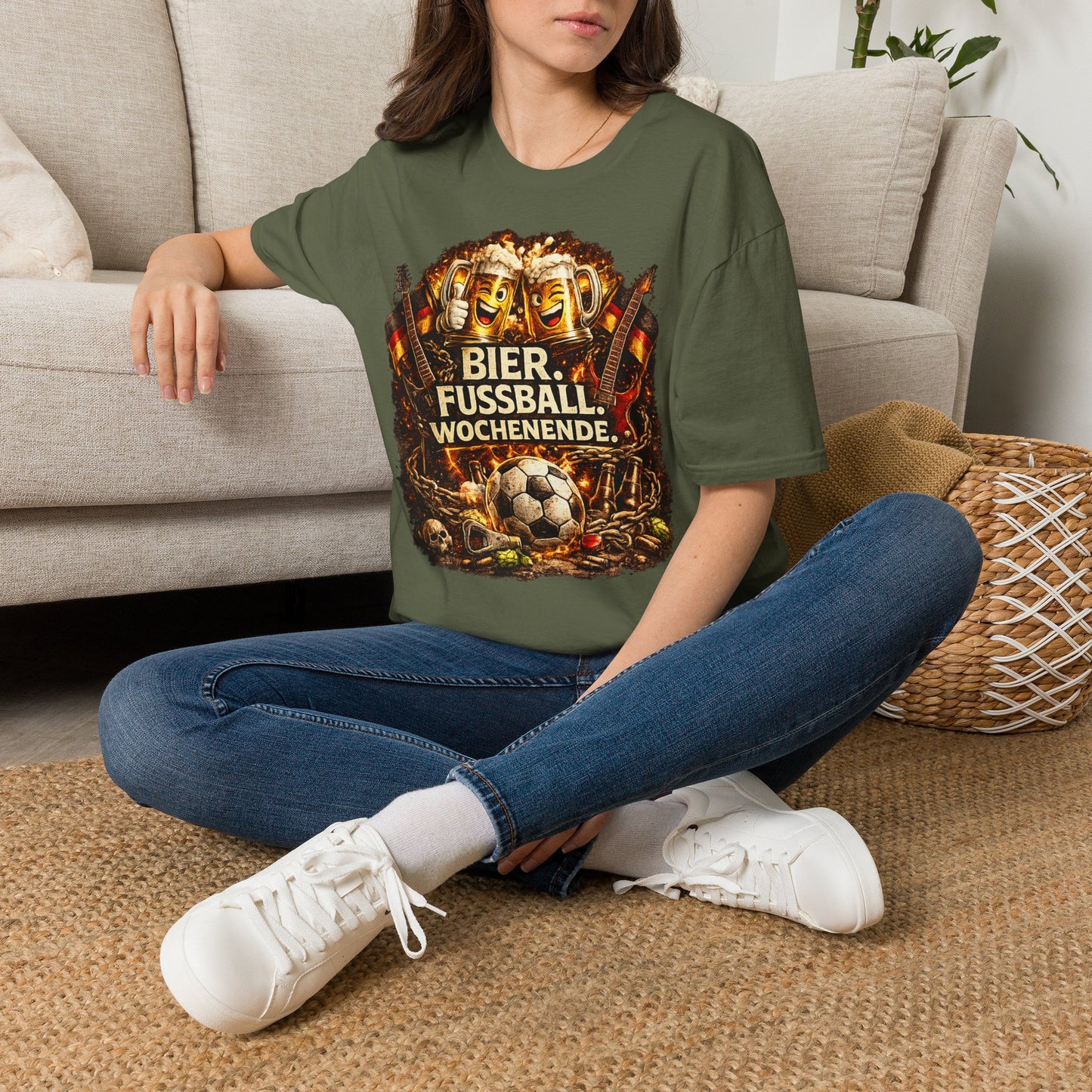 Bier. Fußball. Wochenende. | Deutschland Fan T-Shirt | Rockiger Fußball Fan Look