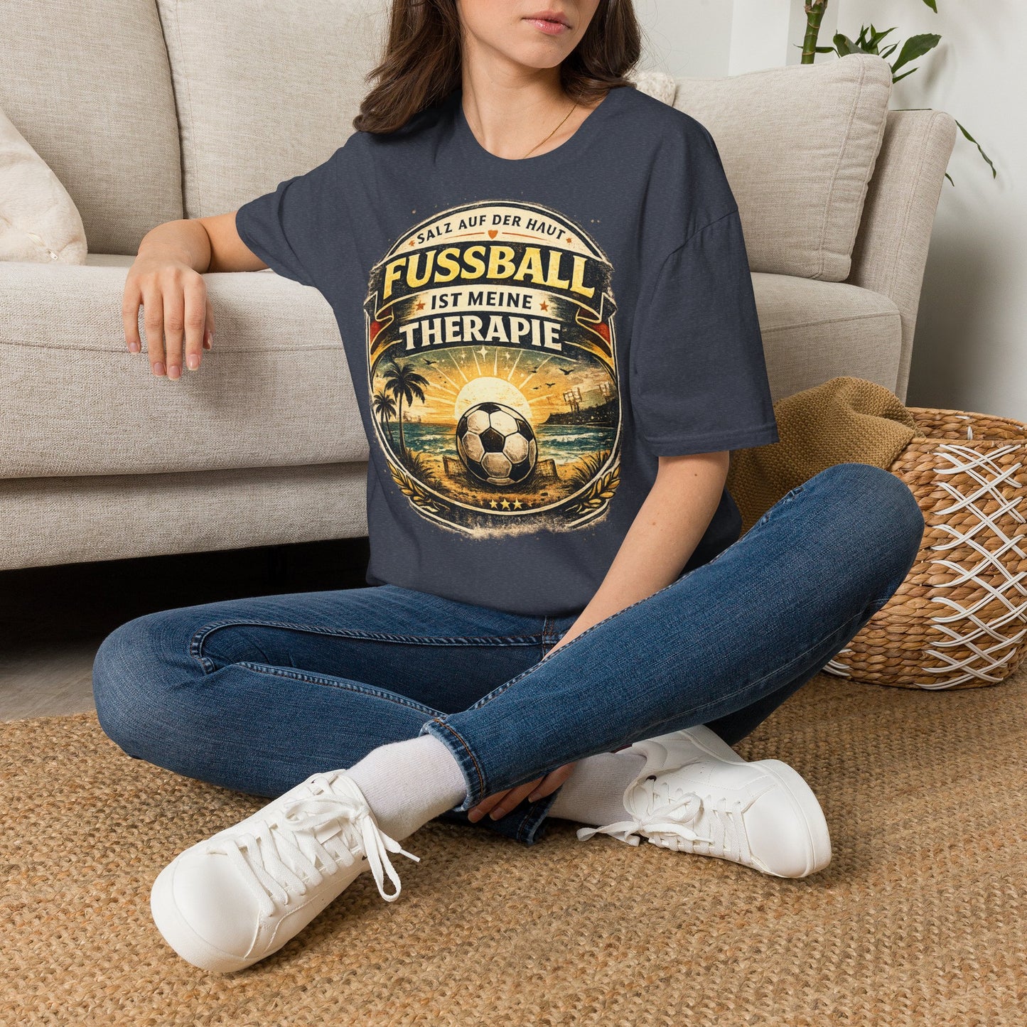 Fußball ist meine Therapie Shirt | Vintage Fußball Sommer Beach Lifestyle T-Shirt